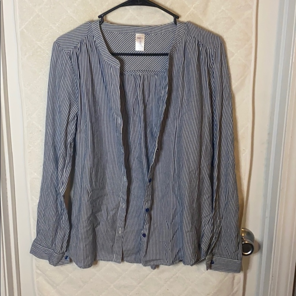 Gap Body Long Sleeve Button Down